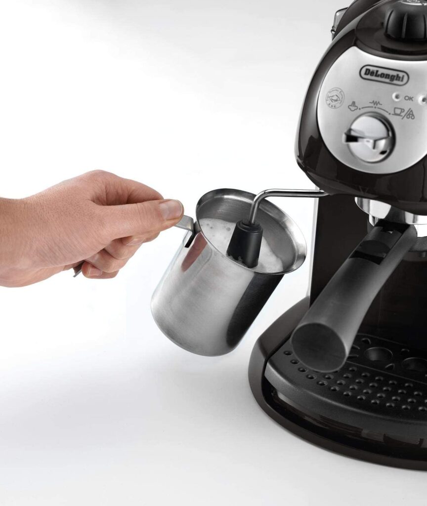 ماكينة قهوة ديلونجي ec221